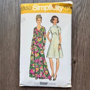Vintage 1970s Simplicity 5850 Sewing Pattern Size Med Maxi & Midi Dress COMPLETE